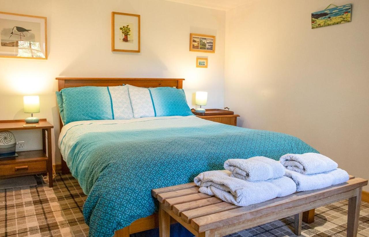 Half Of 12 Camustianavaig Villa Camastianavaig Bagian luar foto