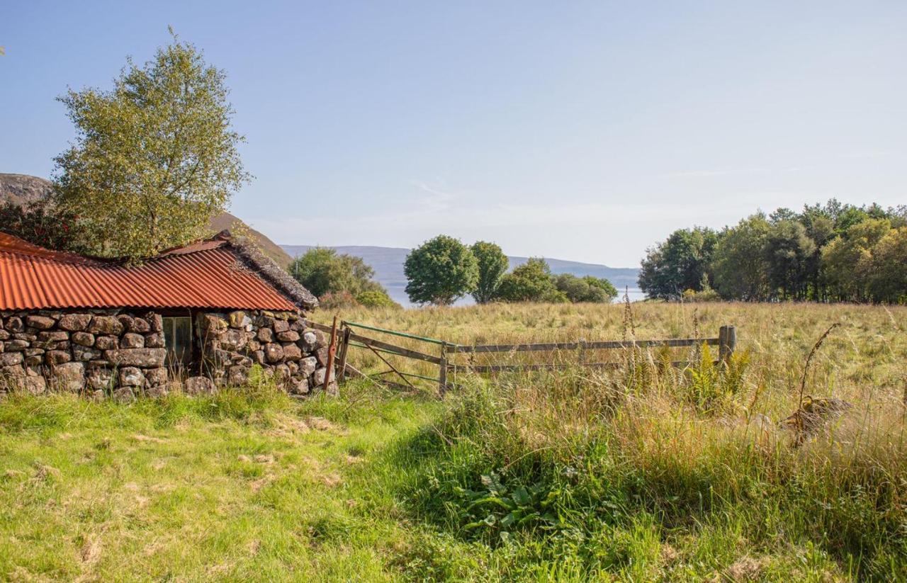 Half Of 12 Camustianavaig Villa Camastianavaig Bagian luar foto