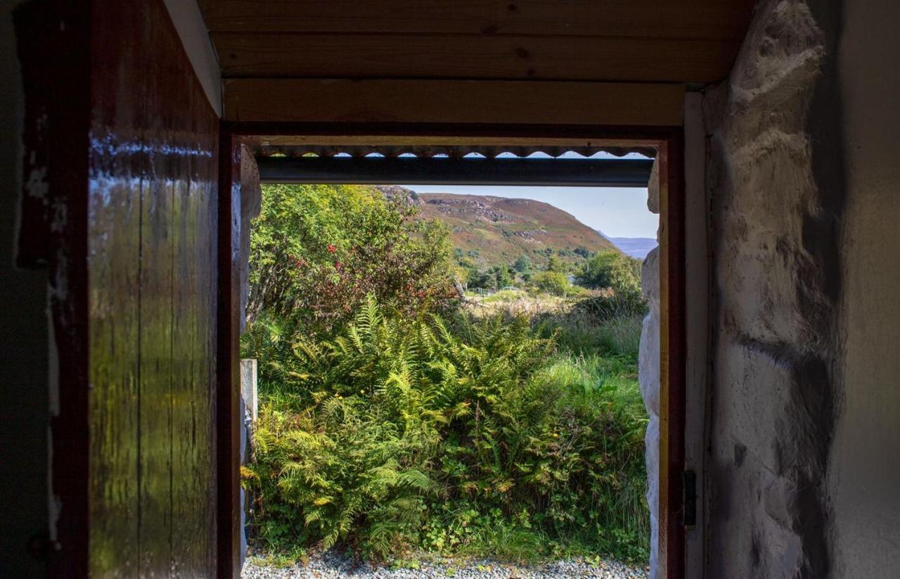 Half Of 12 Camustianavaig Villa Camastianavaig Bagian luar foto